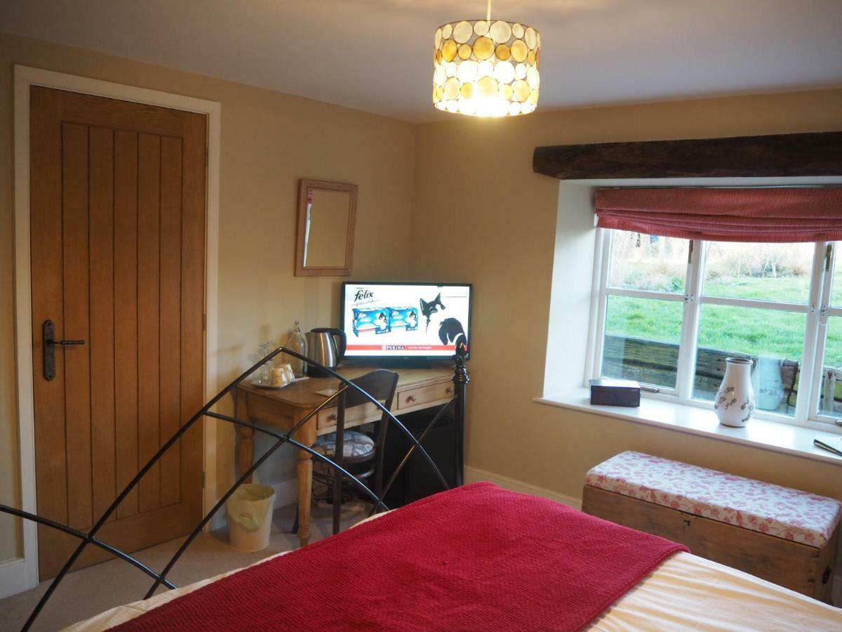 Home Barn Bed And Breakfast Yeovil Exteriör bild